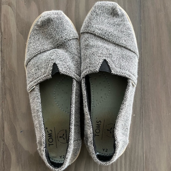 Toms Other - TOMS Youth Alpargata Black Repreve Soft Heathered Knit slip-on shoe size: Y2